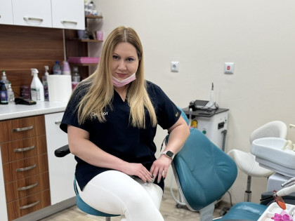 Дентално студио д-р Виктория Стрезова