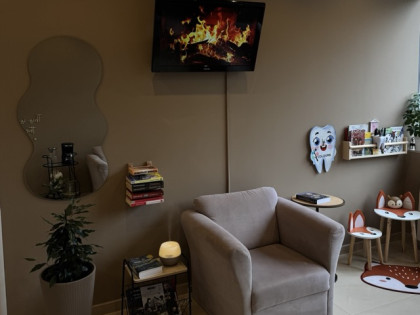 Дентална клиника Калърс