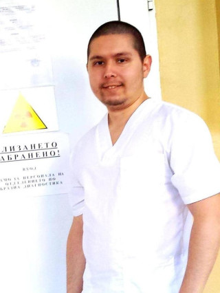 Д-р Веселин Колев