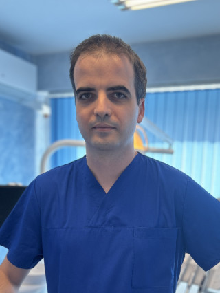 Д-р Борис Кьосев