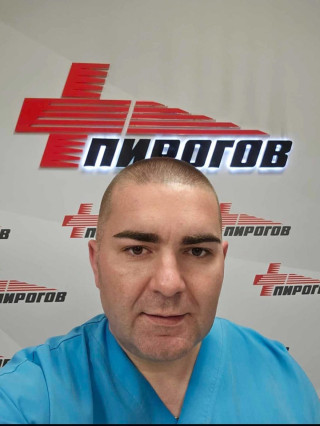 Д-р Менде Стойковски