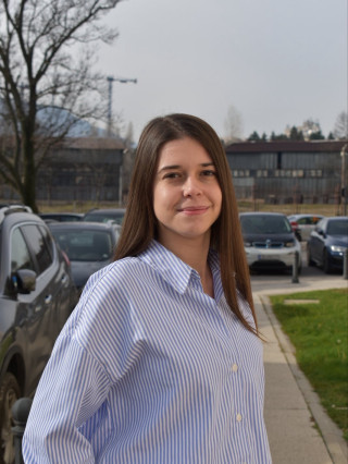 Елиф Беязид