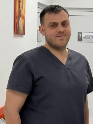 Д-р Павел Донов