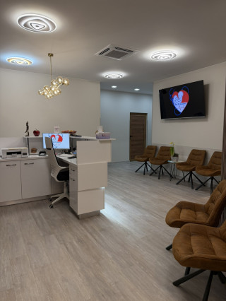 Д-р Жорес Стойков