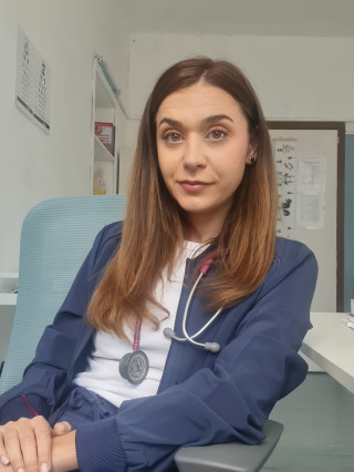 Д-р Миляна Улчар