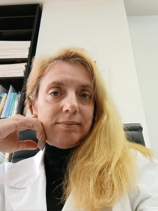 Д-р Радослава Николова