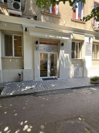 Д-р Диана Моландър, дм