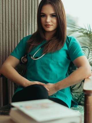 Д-р Белослава Томова