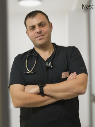 Д-р Павел Донов