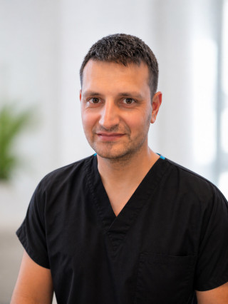 Валентин Янев