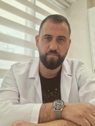 Д-р Любомир Попов