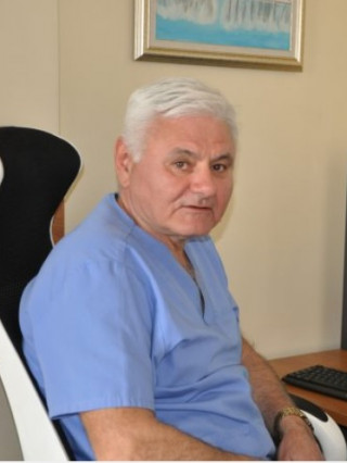 Д-р Петър Свещаров