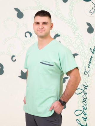 Д-р Иван Узунов