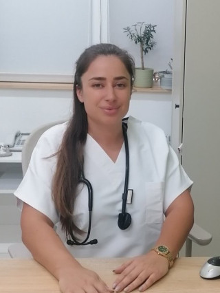 Д-р Камелия Николова