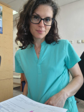 Д-р Юлия Калчева