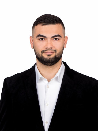 Д-р Кристиян Фенерджиян