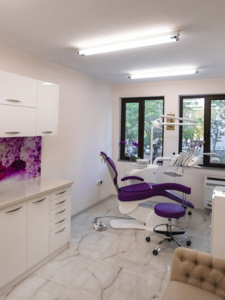 Д-р Светлин Петков