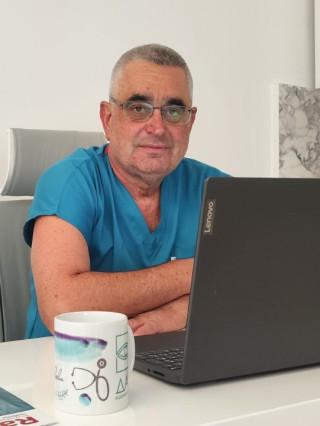 Д-р Валентин Тодоров