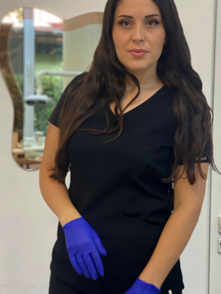 Д-р Елмира Масатева