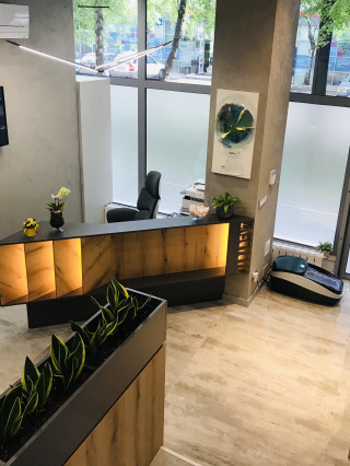 Д-р Весела Динева