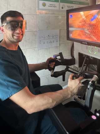 Д-р Ростислав Колев