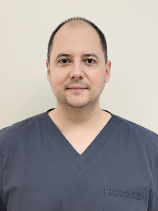 Д-р Владимир Петков