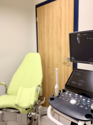 Д-р Момчил Тонев