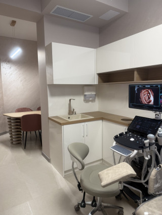 Д-р Марио Божилов