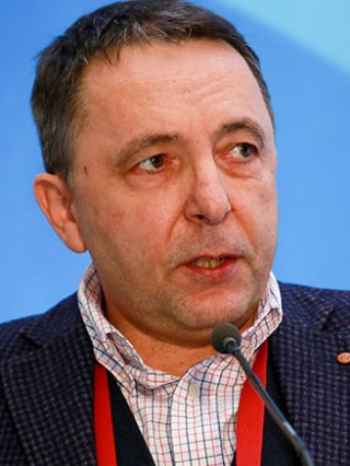 Д-р Валентин Кръстев