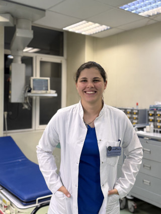 Д-р Елена Харизанова