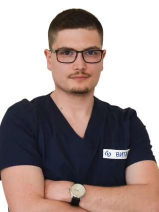 Д-р Калоян Стаменов