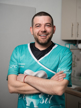 Д-р Йордан Пламенов