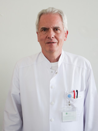 Доц. Калин Лисички