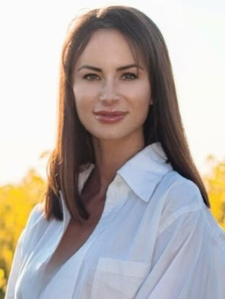 Д-р Елена Кръстева, дм