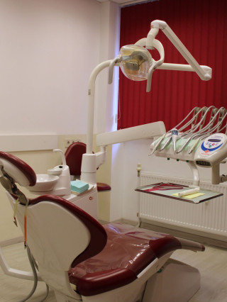 Д-р Стефан Гургуриев