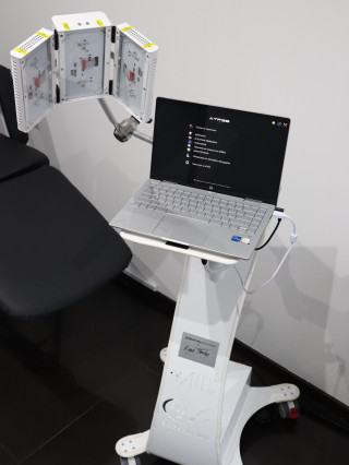 Д-р Михаил Николов