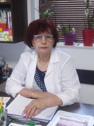 Д-р Валентина Караданова