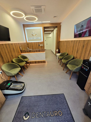 Д-р Йоана Никова