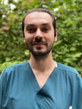 Д-р Андрей Гончаров