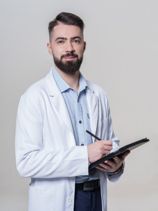 Д-р Юлиян Найденов