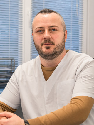 Д-р Йордан Саздановски