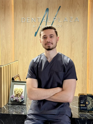 Д-р Ясин Ажан