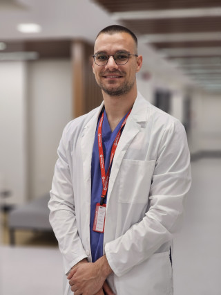 Д-р Петър Вътов