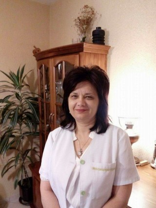 Д-р Ина Кичова