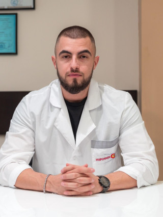 Д-р Томас Велев