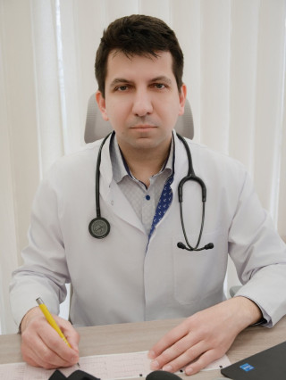 Д-р Пламен Пенчев