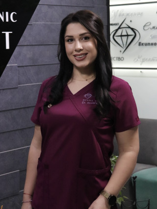 Д-р Ива Росенова