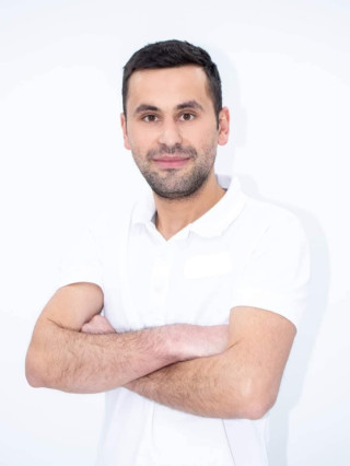 Д-р Хюсеин Вели