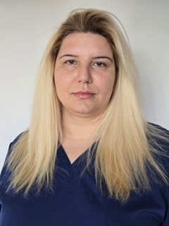 Анна Кънева