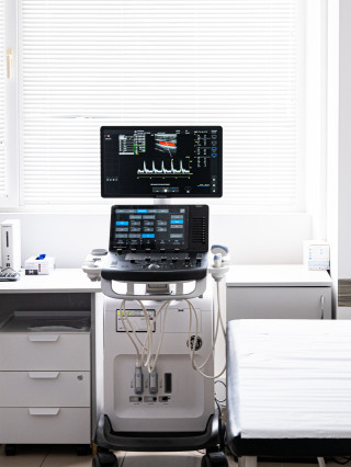 Д-р Елена Иванова